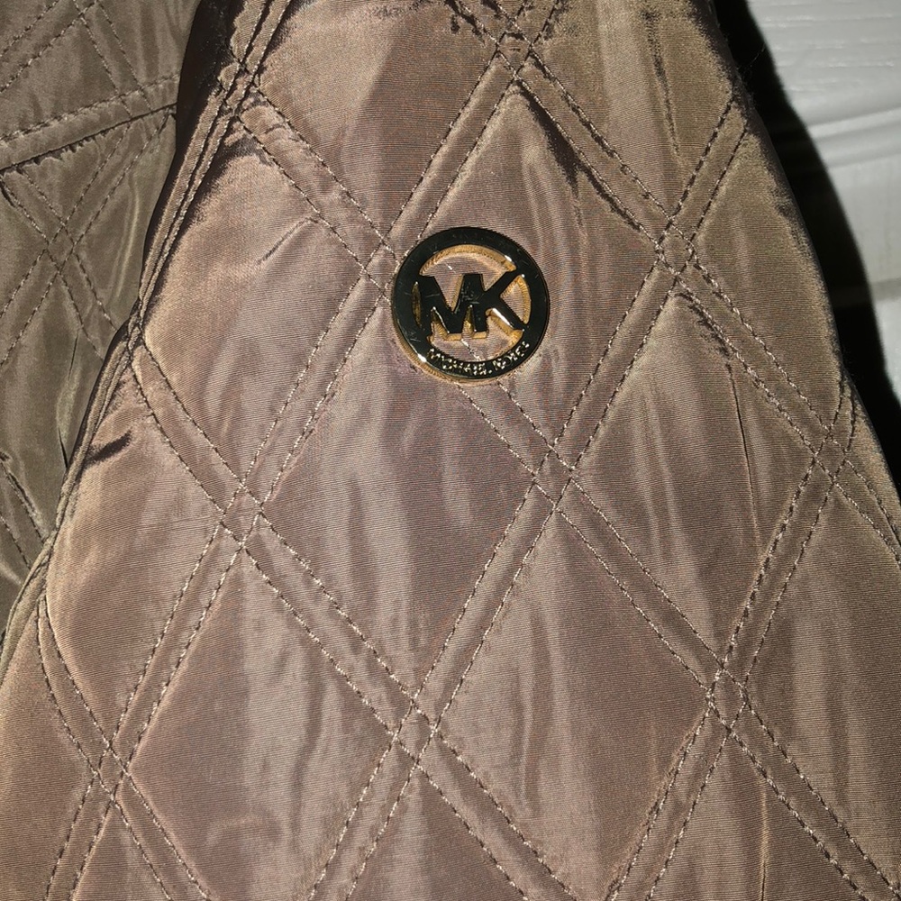 Jacket - Picture 3 of 4